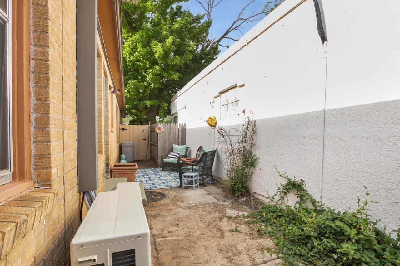 Luxury Oasis- 1 Bedroom Romantic Getaways Lubbock Eksteriør billede