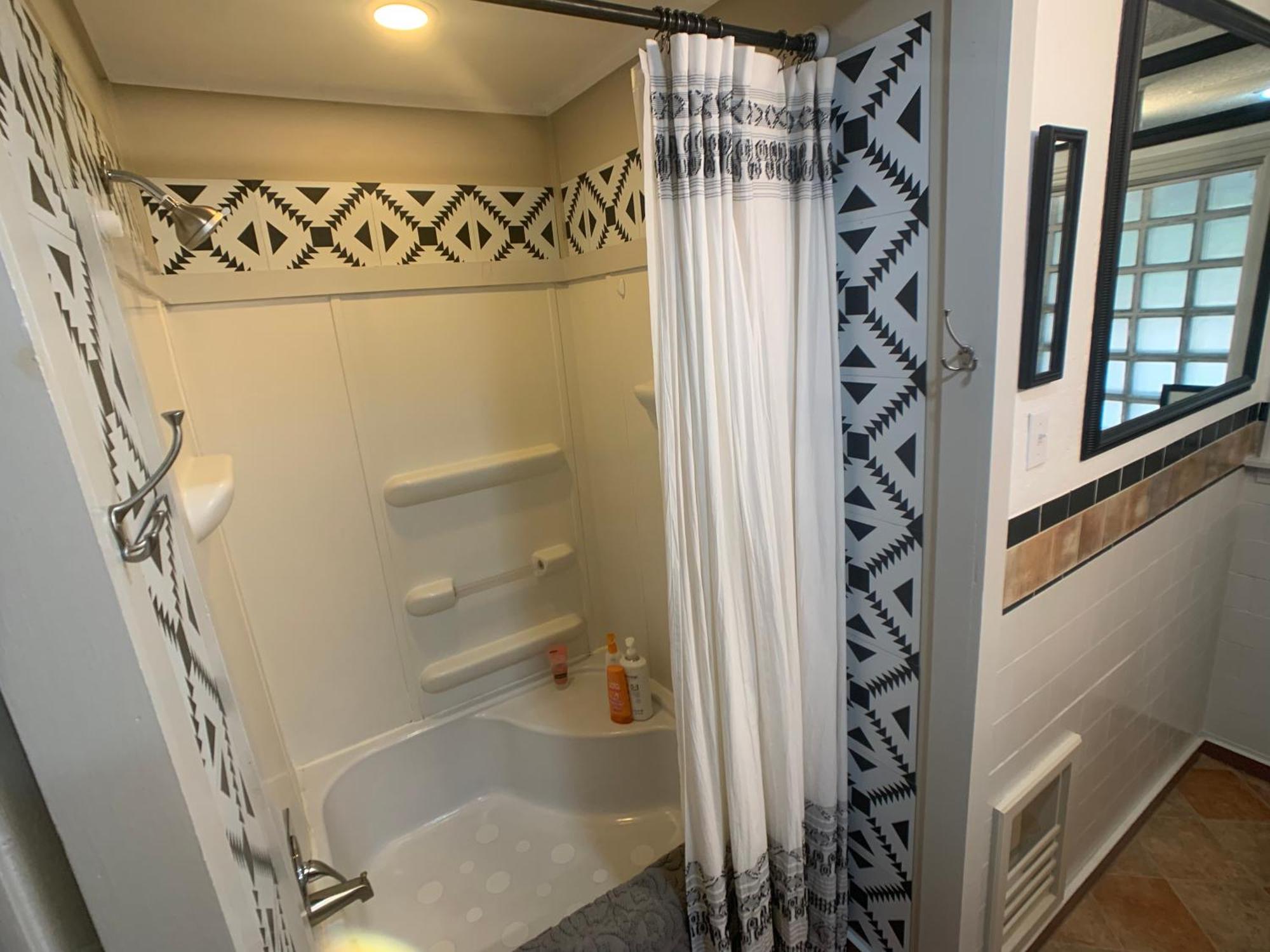 Luxury Oasis- 1 Bedroom Romantic Getaways Lubbock Eksteriør billede